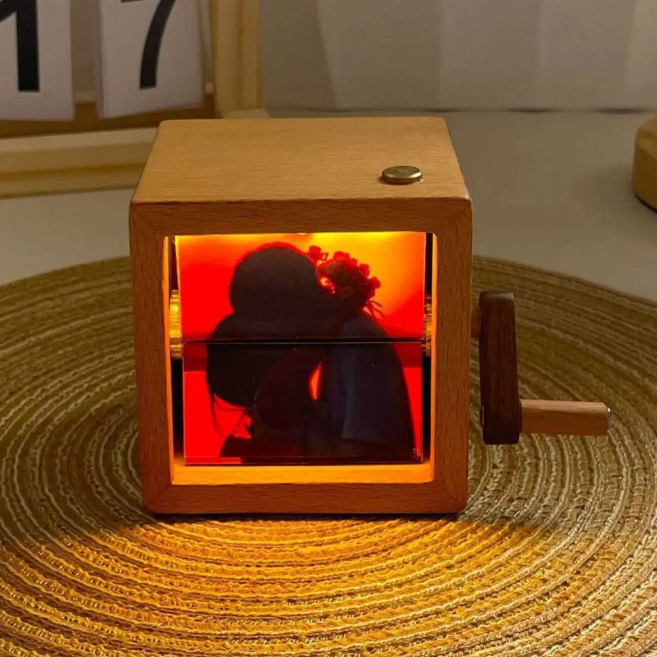 Custom Photo Flipbook Frame Animation Machine Mechanical Hand-cranked Flipbook Box Photo Album with Light Black Walnut Baby Photo Cube Frame Creative Gift