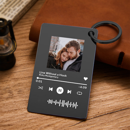 Customized Scannable Spotify Code Plaque Keychain Music and Photo, Song Keychain,Engraved Keychain Anniversary Gifts For Lovers