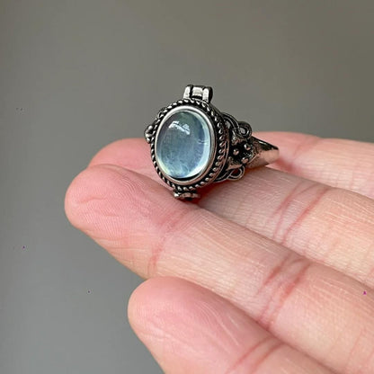 “Eye of the Lake” Amber Ring – The Ring of Tranquil Magic