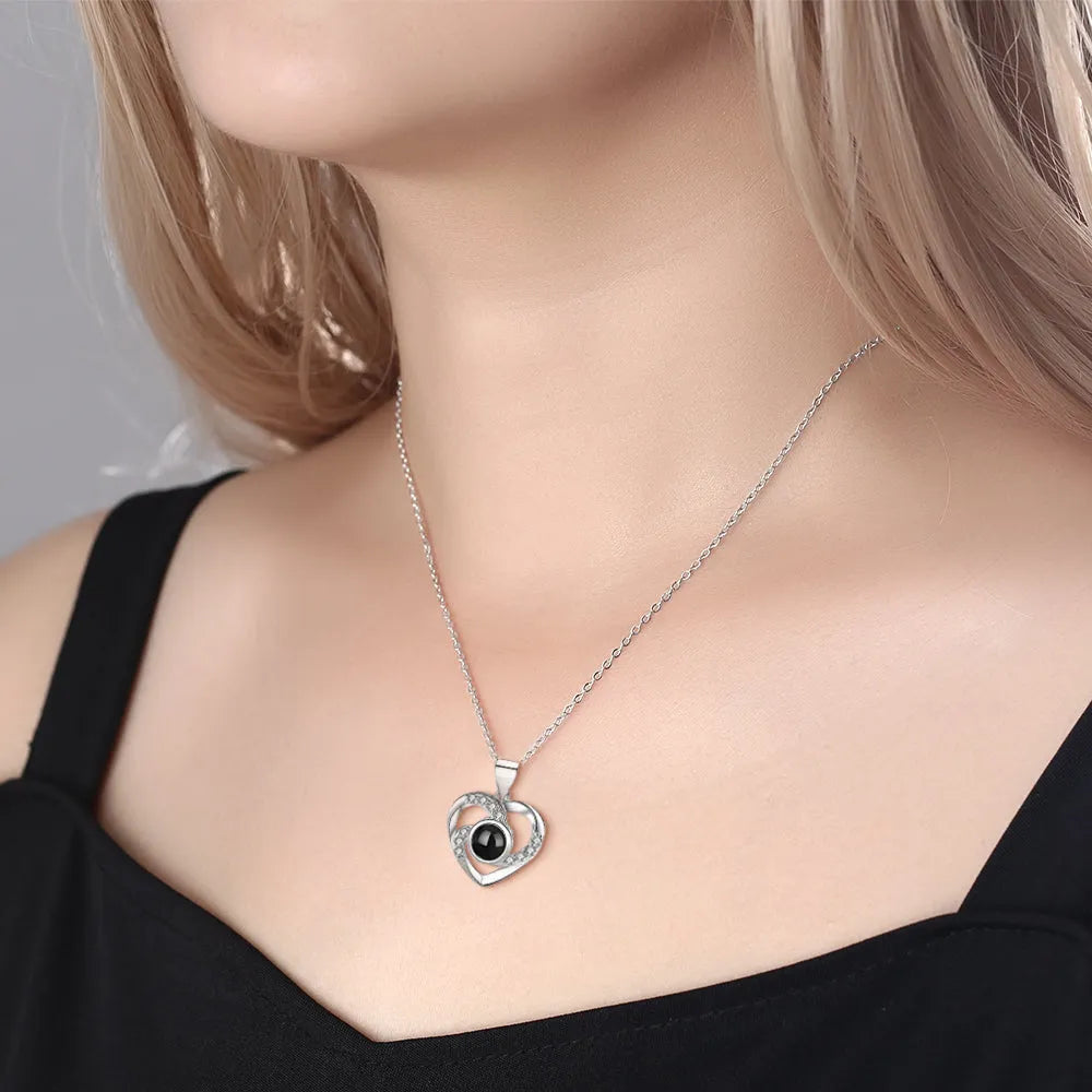 2 Pcs Pendants Photo Projection Heart Pendant Necklace Gifts for Women Mom with Led Light Heart Gift Box Valentine's Day Gifts